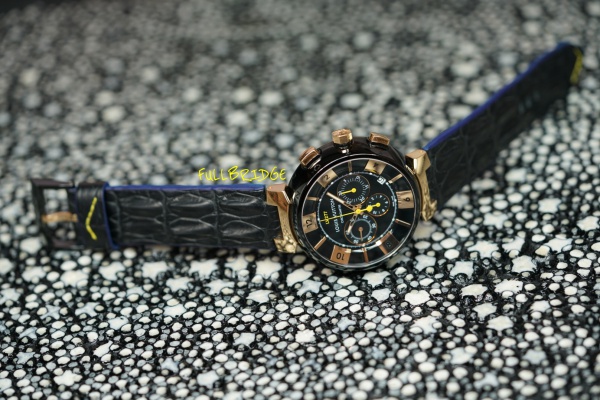 LVMH Group Louis Vuitton Watch TAMBOUR IN BLACK PinkGold x Back Bone Crocodile Bespoke Strap／ルイヴィトン ウォッチ(時計)・タンブール ・インブラック・自動巻き・クロノグラフ・LV277／Q114F0・18金ピンクゴールド／表面→(黒色)背ワニ・クロコダイル x 裏地→ネイビーマットクロコダイル x コバ(切り目)仕上げ／ビスポーク(フルオーダーメイド)・ウォッチストラップ(時計ベルト)